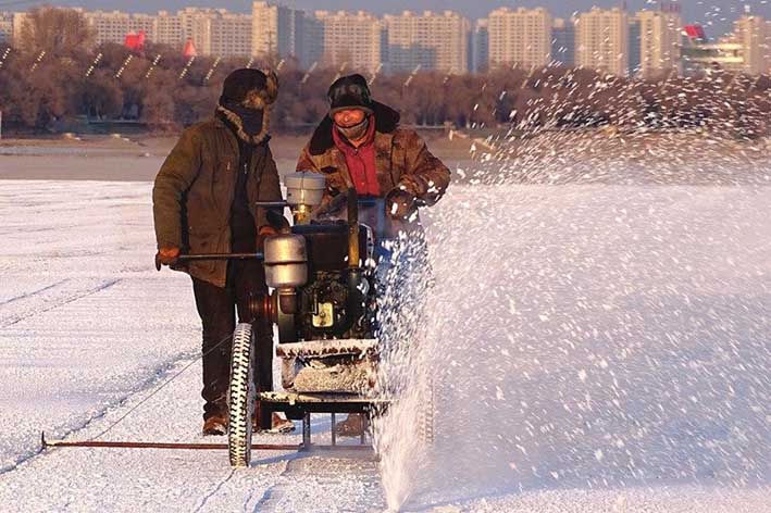 鋸冰車(che)采冰工具